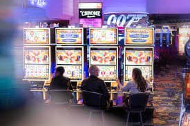 apk rp555 account dashboard on mobile showing balance and recent transactions